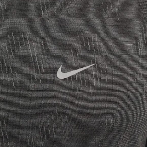 NWT Nike Therma-FIT ADV Running Division LS Wool Blend Top FB8538-010 SZ Large - Picture 5 of 5